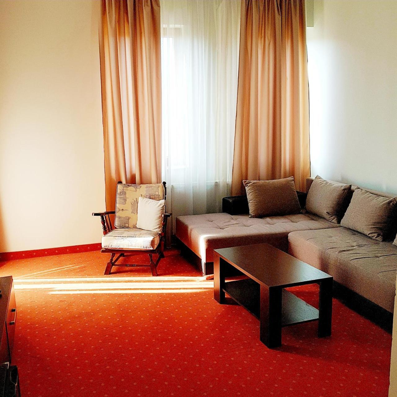 Guesthouse Villa Elizabet Палич Екстериор снимка